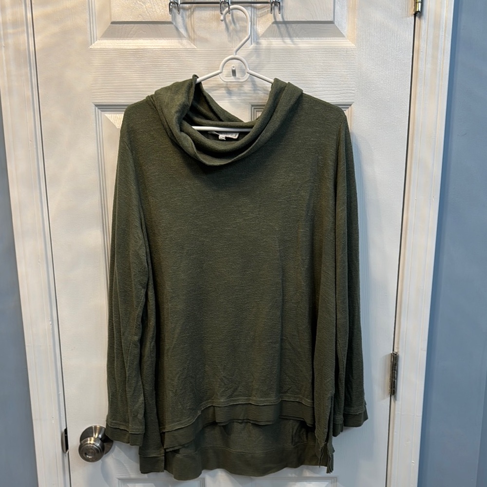 Women's Olive Green Sweater